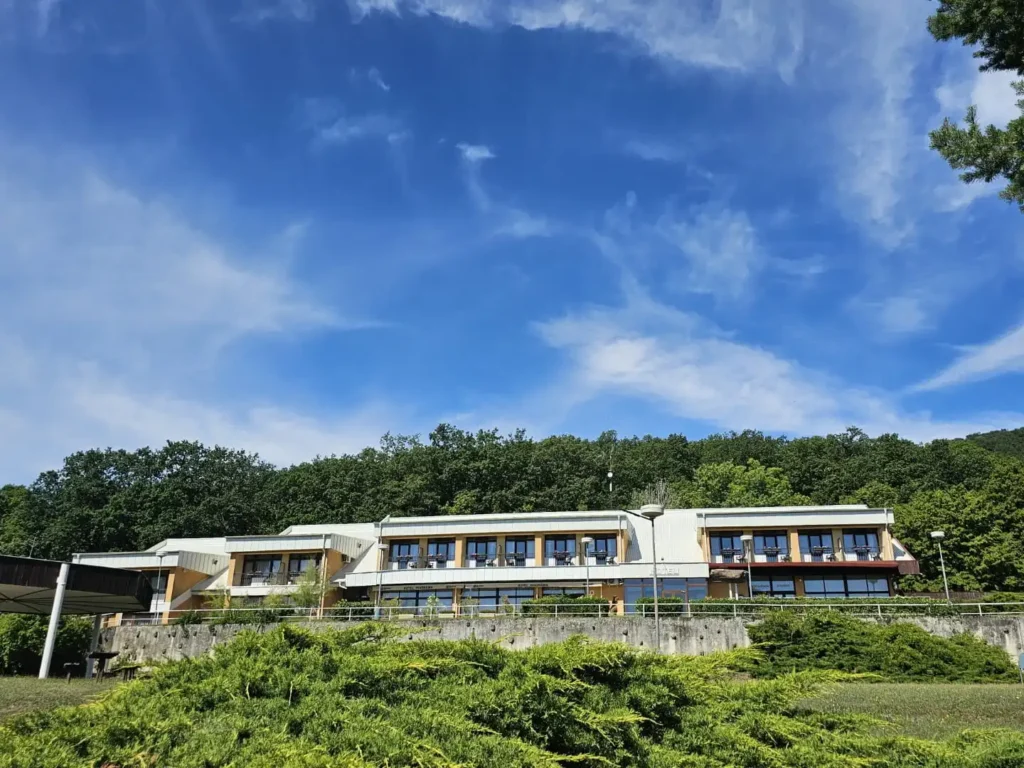 Hotel Panoráma pri Štúrove